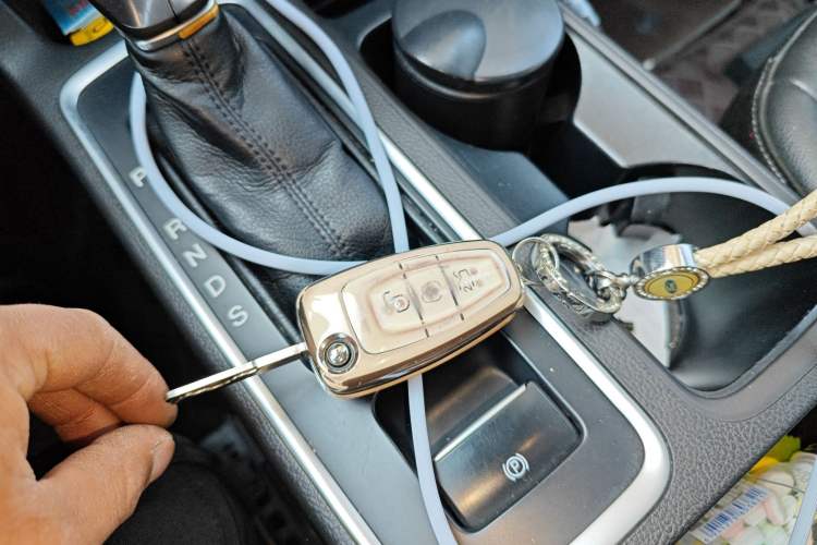 Used Ford Kuga 2019 EcoBoost 180 Two-Wheel-Drive Platinum Edition China V Standard