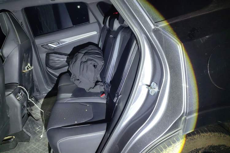 Used JAC QX PHEV 2023 120km Jingchi Edition Left Rear Seat