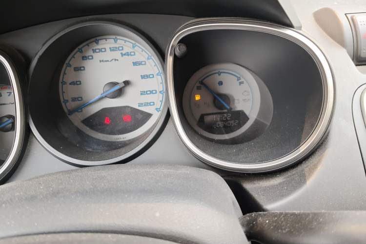 Used Everus S1 2013 1.5L Automatic Comfort Edition Odometer Close Up