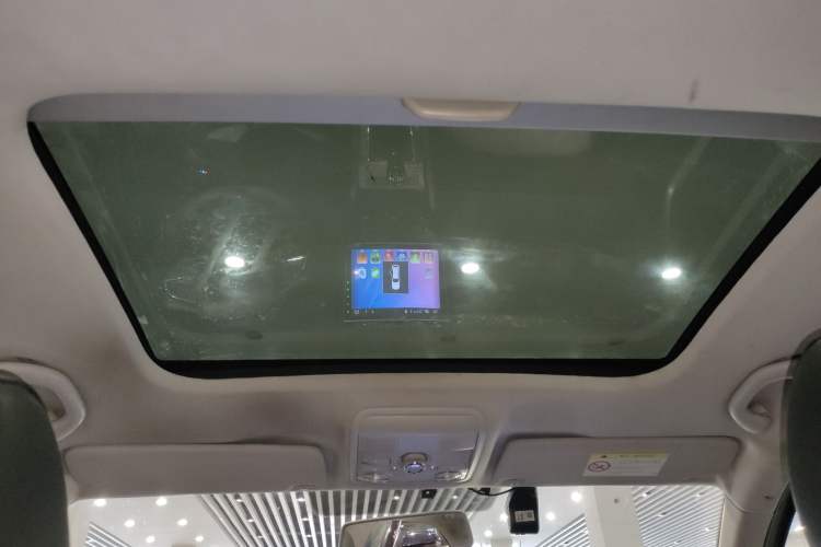 Used Skoda Octavia 2016 1.6L Manual Smart Drive Version
