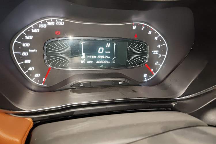 Used Baojun 510 2017 1.5L Automatic Luxury Model Odometer Close Up