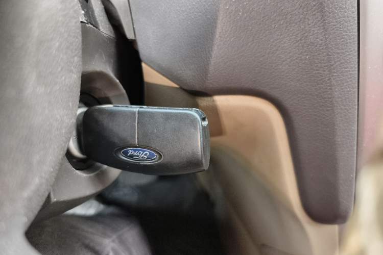 Used Ford Focus 2009 Hatchback 1.8L Automatic Fashion Edition