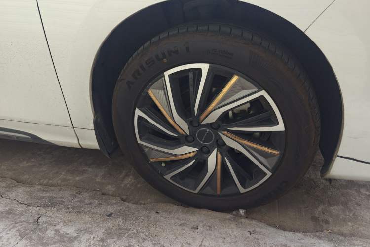 Used FORTHING Yacht 2022 1.5T DCT Chasing-the-Waves Edition