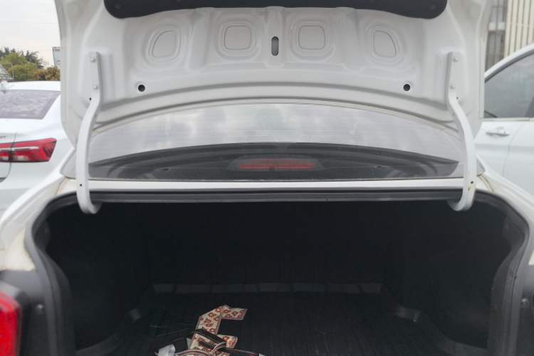 Used Hyundai Verna (older generation) 2017 1.4L Manual Huancai Edition China V Standard
