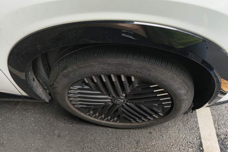 Used Nissan Pathfinder 2024 380 VC-TURBO Four-Wheel Drive Prestige Edition 6 Seats Right Front Wheel Hub