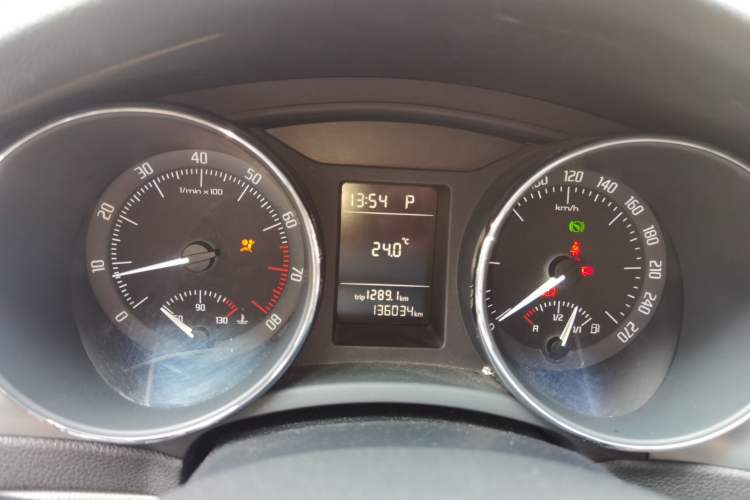 Used Skoda Superb 2009 1.8TSI Automatic Elegant Edition Instrument Cluster