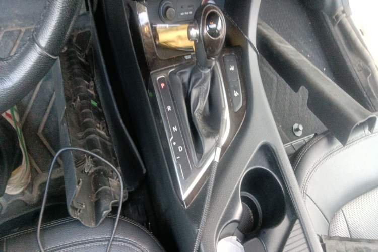 Used Kia K5 2012 2.0L Automatic DLX