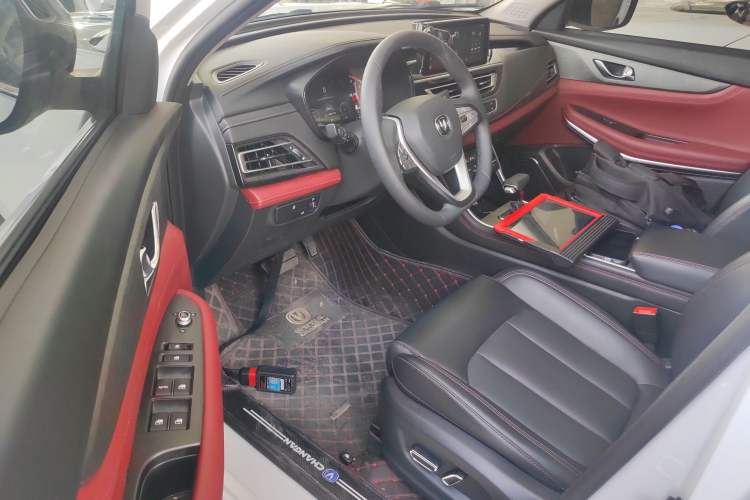 Used Changan CS75 2023 Enjoy Edition 1.5T DCT Prestige Version
