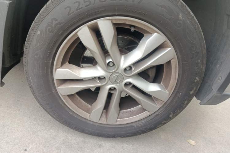 Used Nissan X-Trail 2012 2.5L CVT Luxury Edition 4WD Right Front Wheel Hub
