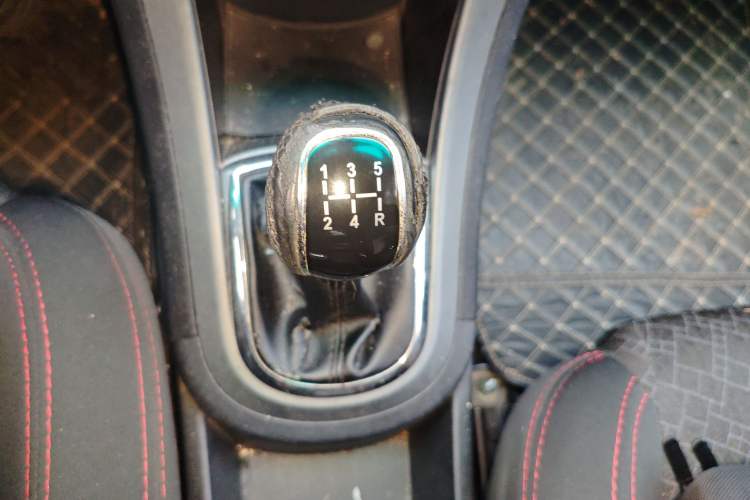 Used Cowin C3 2015 1.5L Manual Yellow Diamond Edition