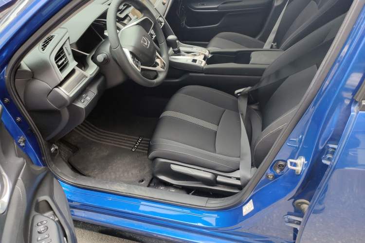 Used Honda Civic 2019 220TURBO CVT Dynamic Edition China VI Emission Standard Left Front Seat