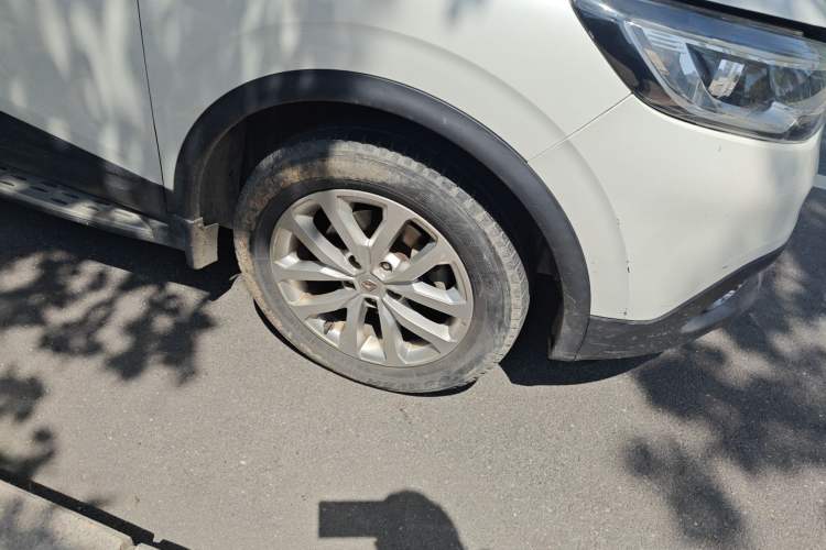 Used Renault Kadjar 2017 2.0L Two-Wheel Drive Comfort Edition Right Front Wheel Hub