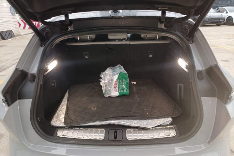 Used Nio ET5T 2024 75kWh Touring