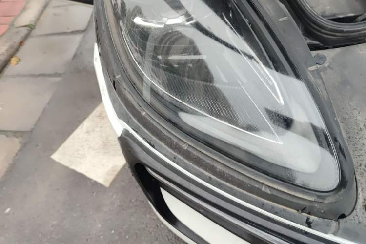 Used Porsche Macan 2023 Macan 2.0T Right Front Headlight