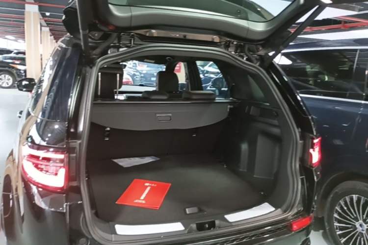 Used Land Rover Discovery Sport New Energy 2023 1.5T P300e Plug-in Hybrid Electric Version