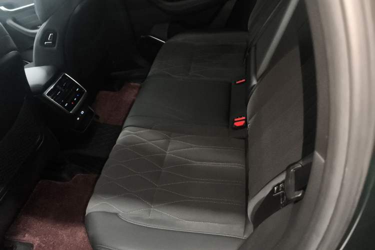 Used Geely Auto Monjaro L 2025 Dongfang Yao 2.0TD Automatic All-Wheel-Drive Wangyue Edition Left Rear Seat