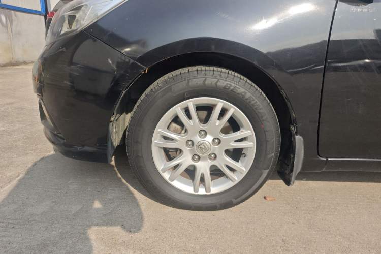 Used Zotye Z300 2014 1.5L Value Edition Manual Comfort Model
