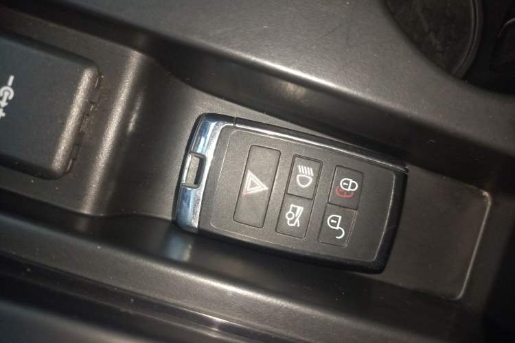 Used Jaguar XEL 2021 2.0T 250 PS R-DYNAMIC S Advanced Sport Edition Interior 1