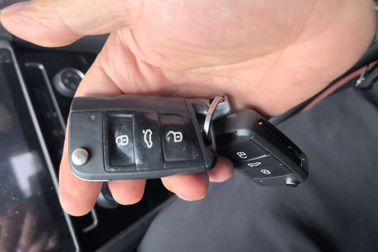 Used Volkswagen Golf 2018 1.6L Manual Fashion Edition