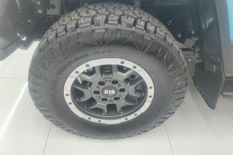 Used 212 T01 2025 2.0T Changfeng