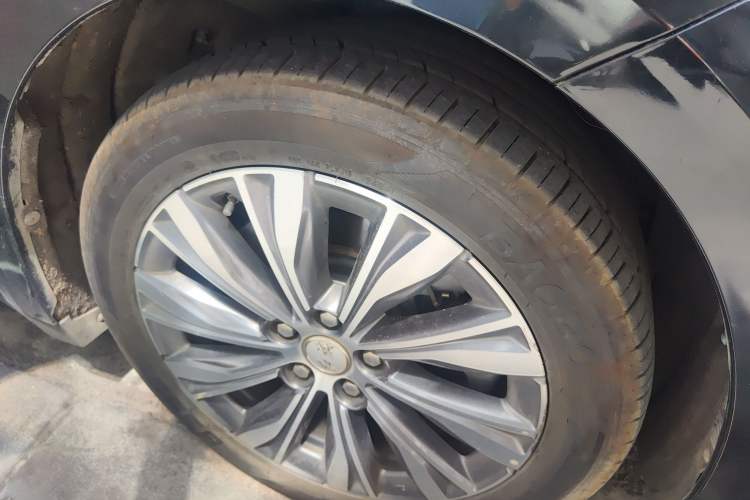 Used Hongqi E-QM5 2024 610 km PLUS