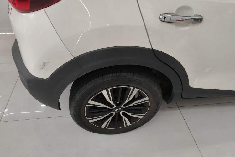 Used Kia kx1 Stonic 2021 1.4L CVT Fun Edition
