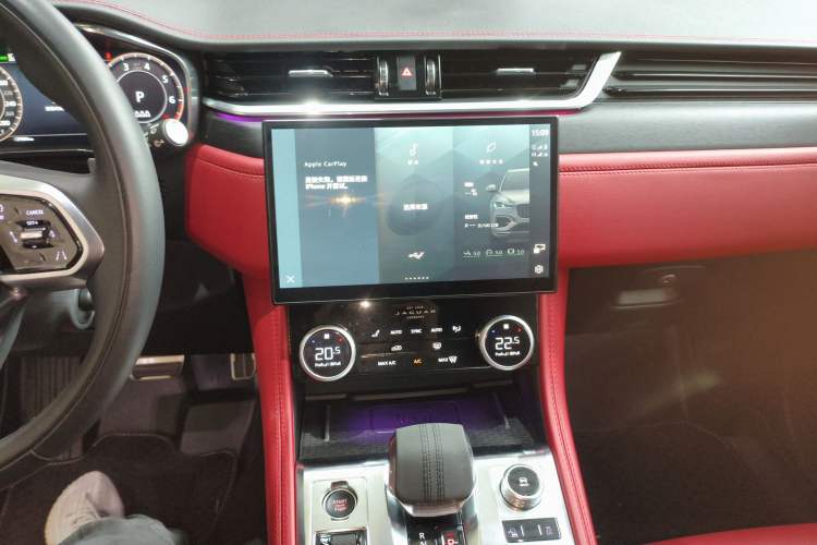 Used Jaguar F-PACE 2024 P250 R-Dynamic HSE
