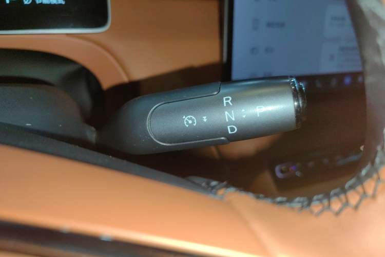 Used GAC Trumpchi Xiangwang S7 2025 180km Ultra All-Wheel Drive LiDAR Edition Gear Lever