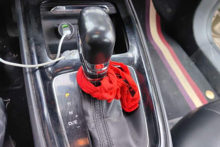 Used Roewe i5 2019 1.5L Automatic 4G Connected Langhao Edition Gear Lever