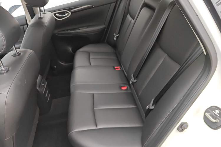 Used Nissan Sylphy 2021 Classic 1.6XL CVT Luxury Edition Left Rear Seat