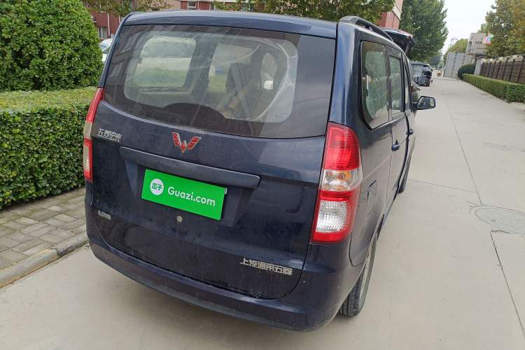 Used Wuling Hongguang 2014 1.2L Standard Model China IV

