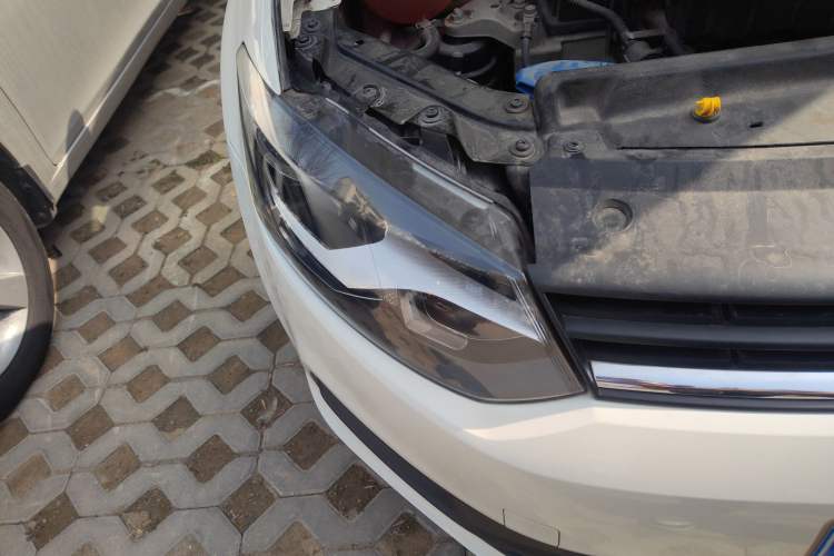 Used Volkswagen Polo 2016 1.4L Manual Fashion Model
