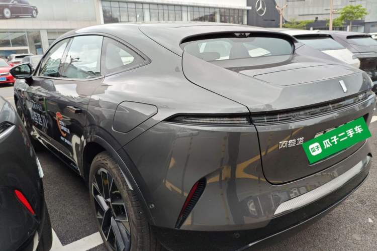 Used Avatr 11 2025 Year Updated Max Extended-Range Version Exterior 2