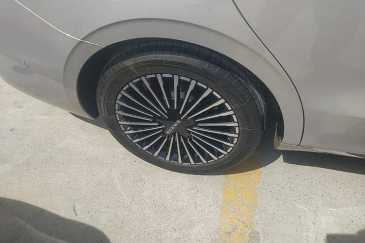 Used Roewe M7 DMH 2025 Model 160km Premium Version
