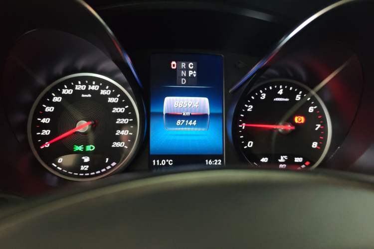 Used Mercedes-Benz V-Class 2021 V 260 Prestige Edition
