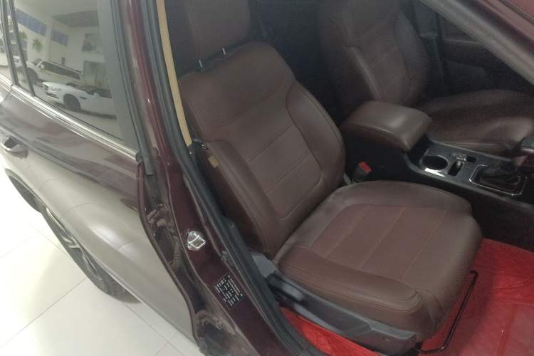 Used Yema T70 2016 Upgraded Model 1.8T CVT Flagship Edition
