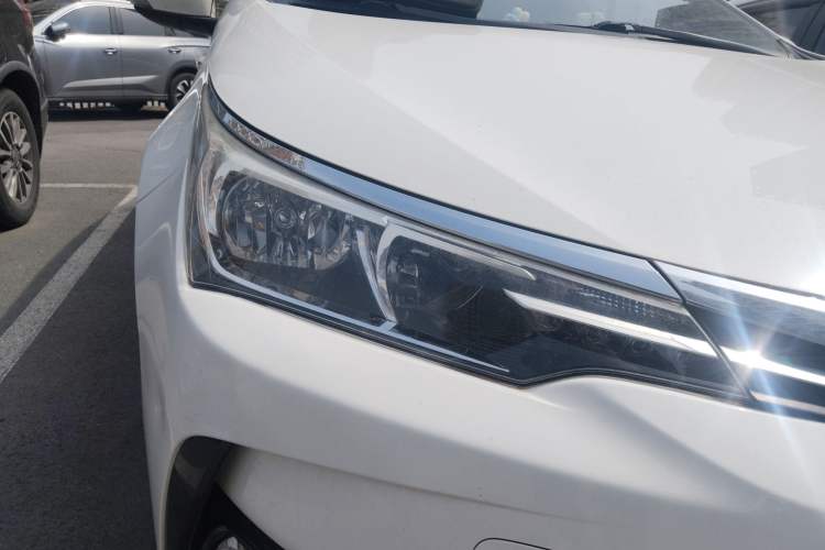 Used Toyota Corolla 2018 1.2T S-CVT GL-i Zhihui Edition Right Front Headlight