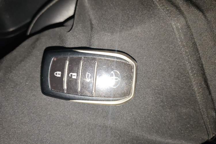 Used Toyota Prado 2016 3.5L Automatic TX-L
