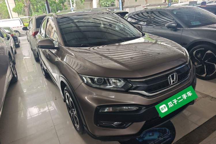 Used Honda XR-V 2015 1.8L VTi CVT Luxury Edition Front Right 45 Deg