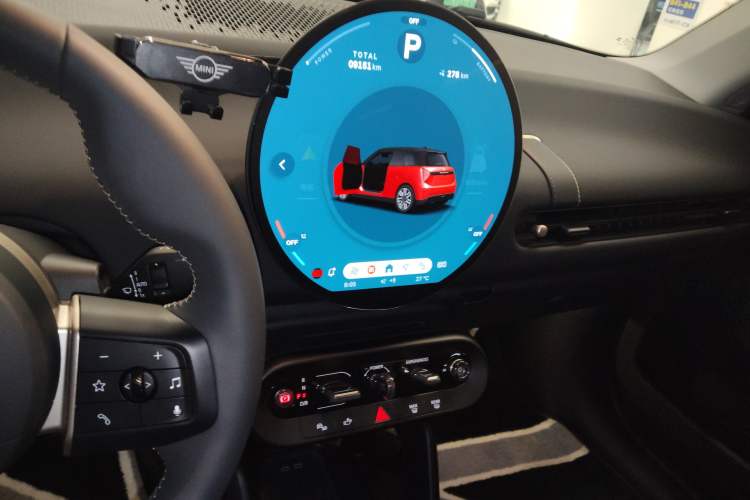 Used MINI Electric COOPER 2024 456km COOPER E Classic Edition Audio And AC Panel