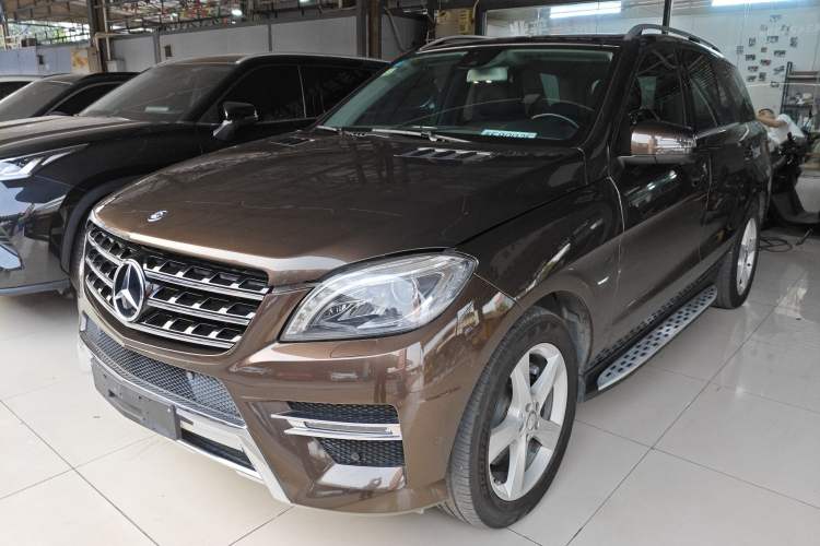 Used Mercedes-Benz M-Class 2014 ML 400 4MATIC Dynamic Model