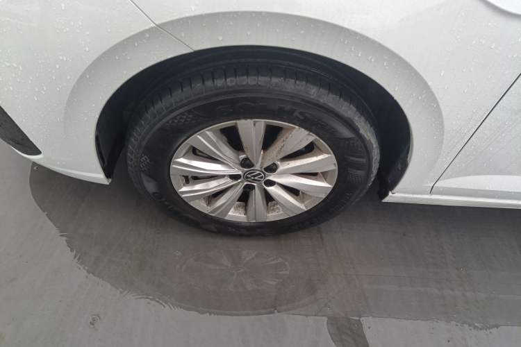 Used Volkswagen Lavida 2023 New Rui 1.5L Automatic New Yi Edition Left Front Wheel Hub