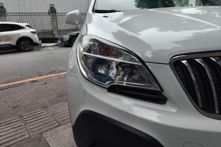 Used Buick Encore 2015 1.4T Automatic Two-Wheel Drive Urban Elite Version

