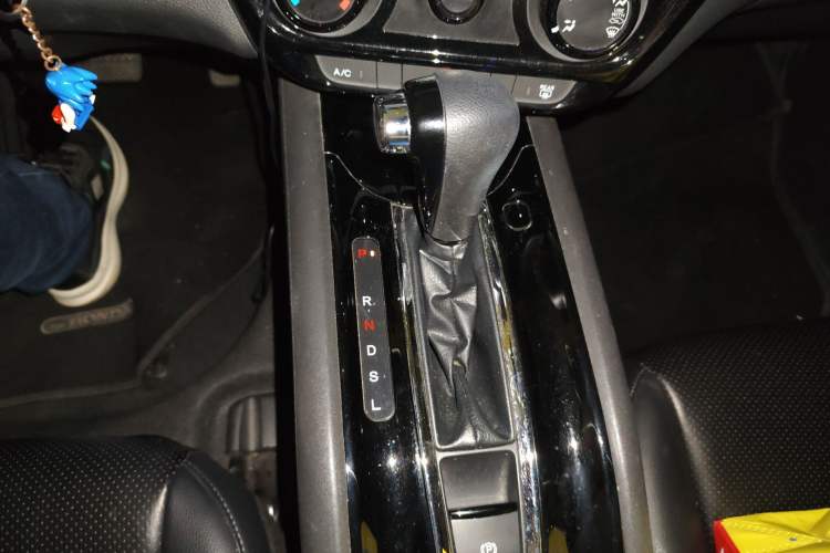 Used Honda Vezel 2020 1.5L CVT Pioneer Edition
