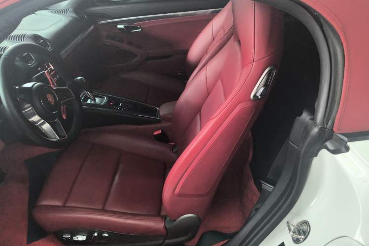 Used Porsche 718 2018 Boxster 2.0T
