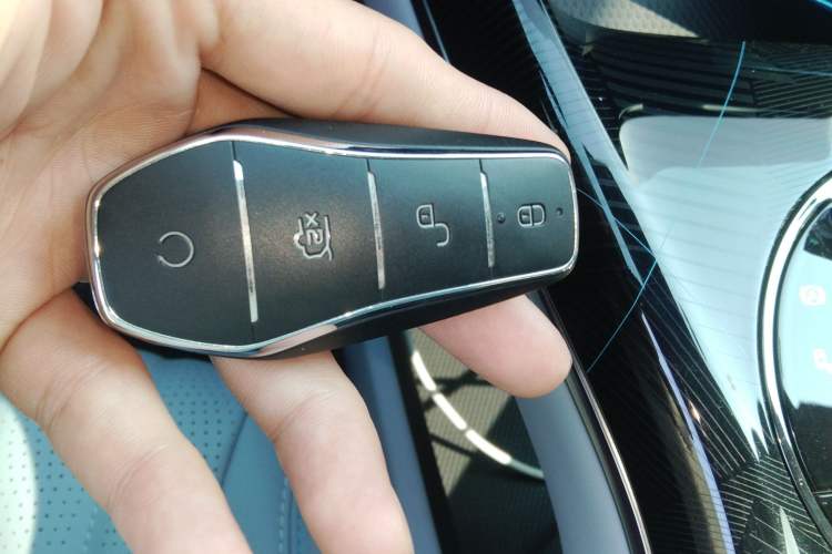 Used BYD Seal 2022 550 km Standard Range Rear-Wheel Drive Prestige Version