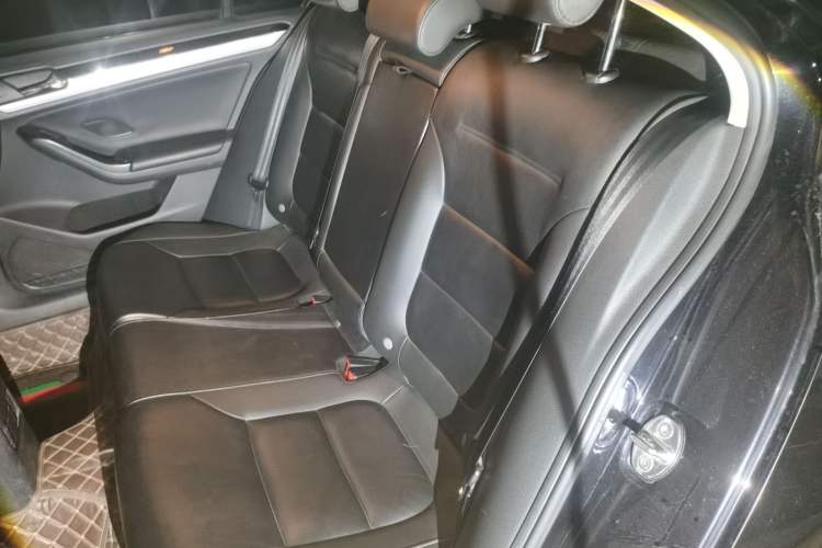 Used Volkswagen Sagitar 2018 1.6L Manual Comfort Model
