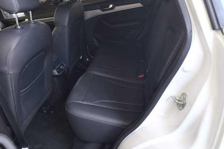 Used Haval H6 2021 Sport Edition 1.5T Automatic Elite Smart Connectivity Model U-Shape Grille
