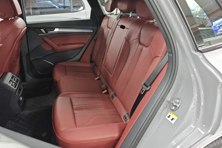 Used Audi Q5L 2025 quattro 45th Anniversary Edition 40 TFSI Luxury Dynamic Model