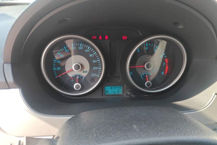 Used Buick Excelle 2015 1.5L Automatic Classic Model
